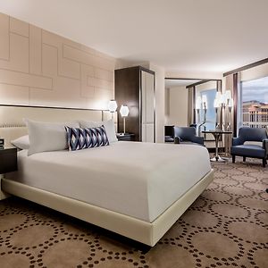 Valley Tower Deluxe Room 1 King Bed Non-Smoking